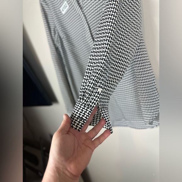 Talbots small black/white 19-1/2p2p high low 27 f 28” back long sleeve - Picture 8 of 8